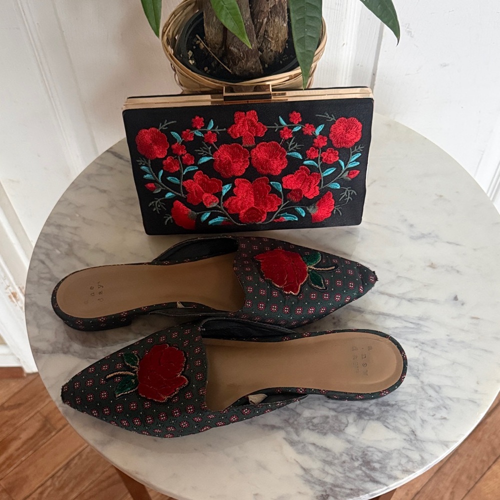 Target A New Day - Black and Red Floral Mules